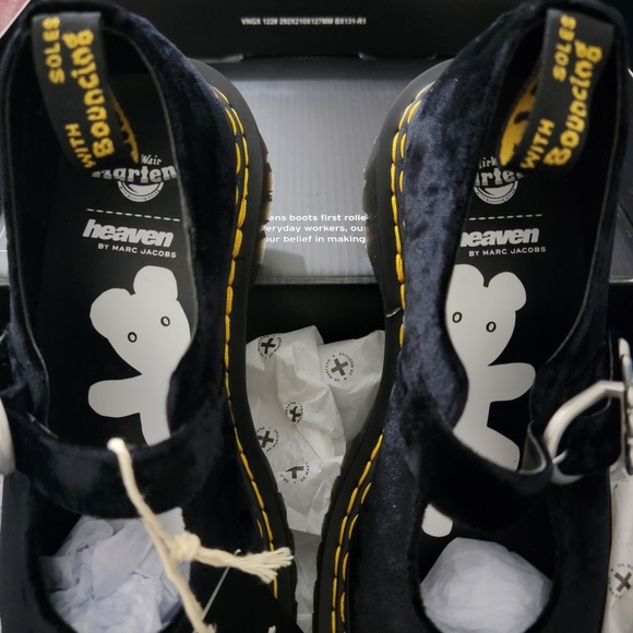 Dr. Martens Addina Heaven by Marc Jacobs Velvet Shoes in Black 8 NWT - Picture 5 of 8